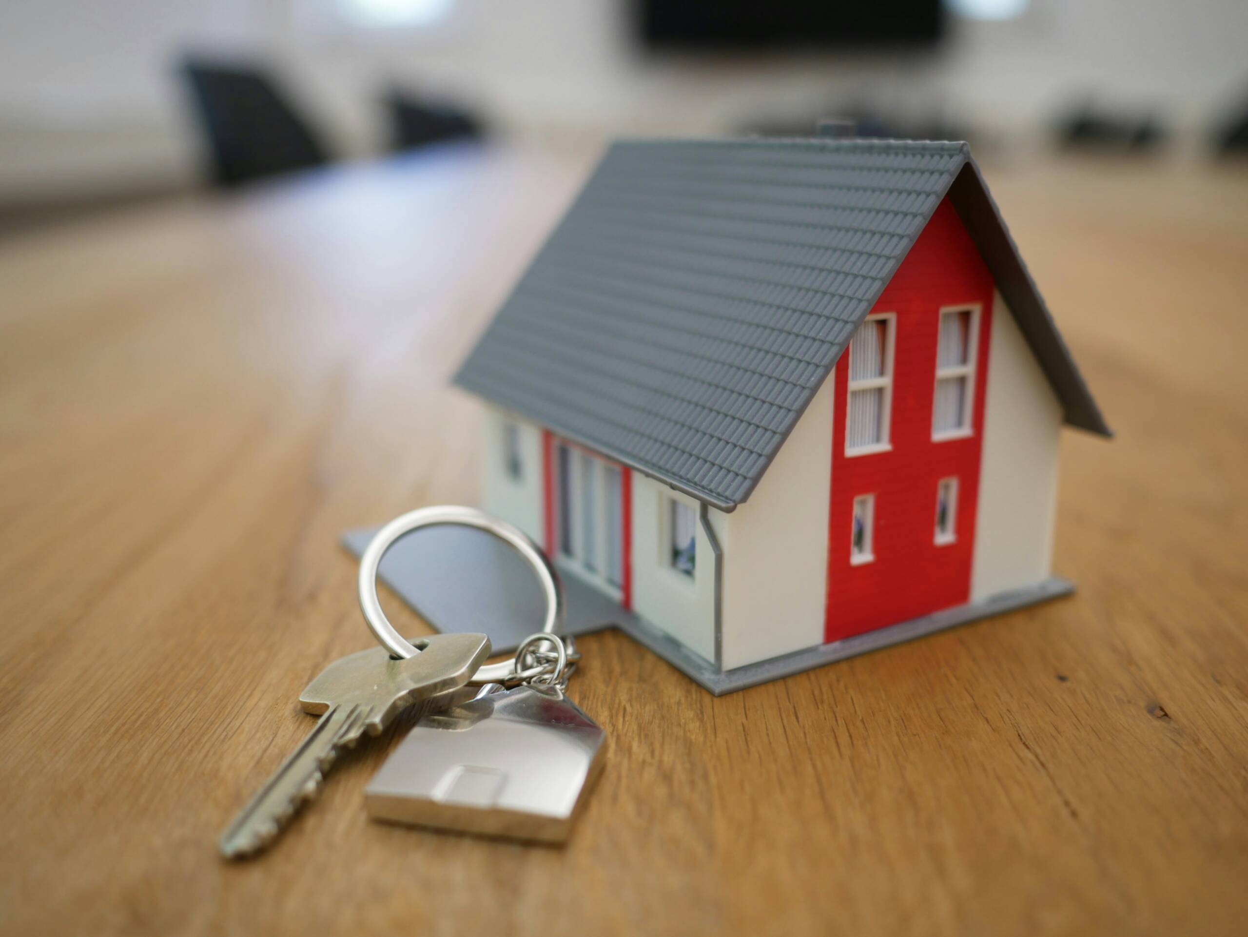 Intermediario vs. Asesor inmobiliario: ¿por qué no es lo mismo?